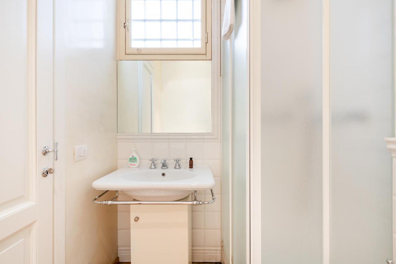 פירנצה Lovely Studio In The Heart Of The Historic Center מראה חיצוני תמונה